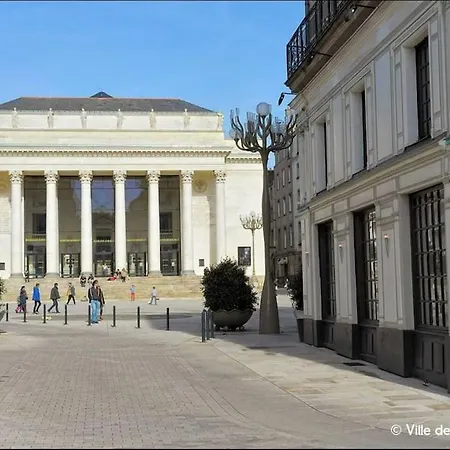 Apartment Trentemoult-reze : 2 Chambres, 65m²+parking+wifi