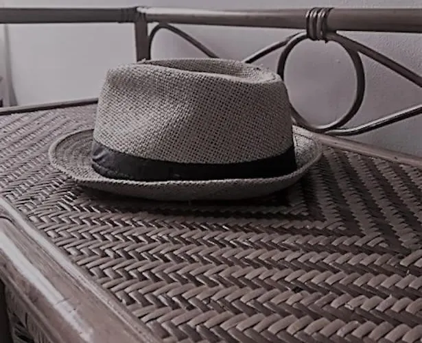 Trentemoult-reze : 2 Chambres, 65m²+parking+wifi Appartement Rezé