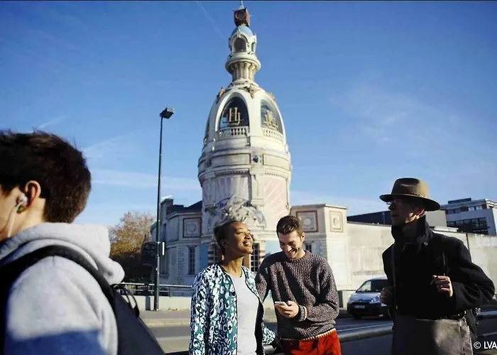 Trentemoult-reze : 2 Chambres, 65m²+parking+wifi * Rezé